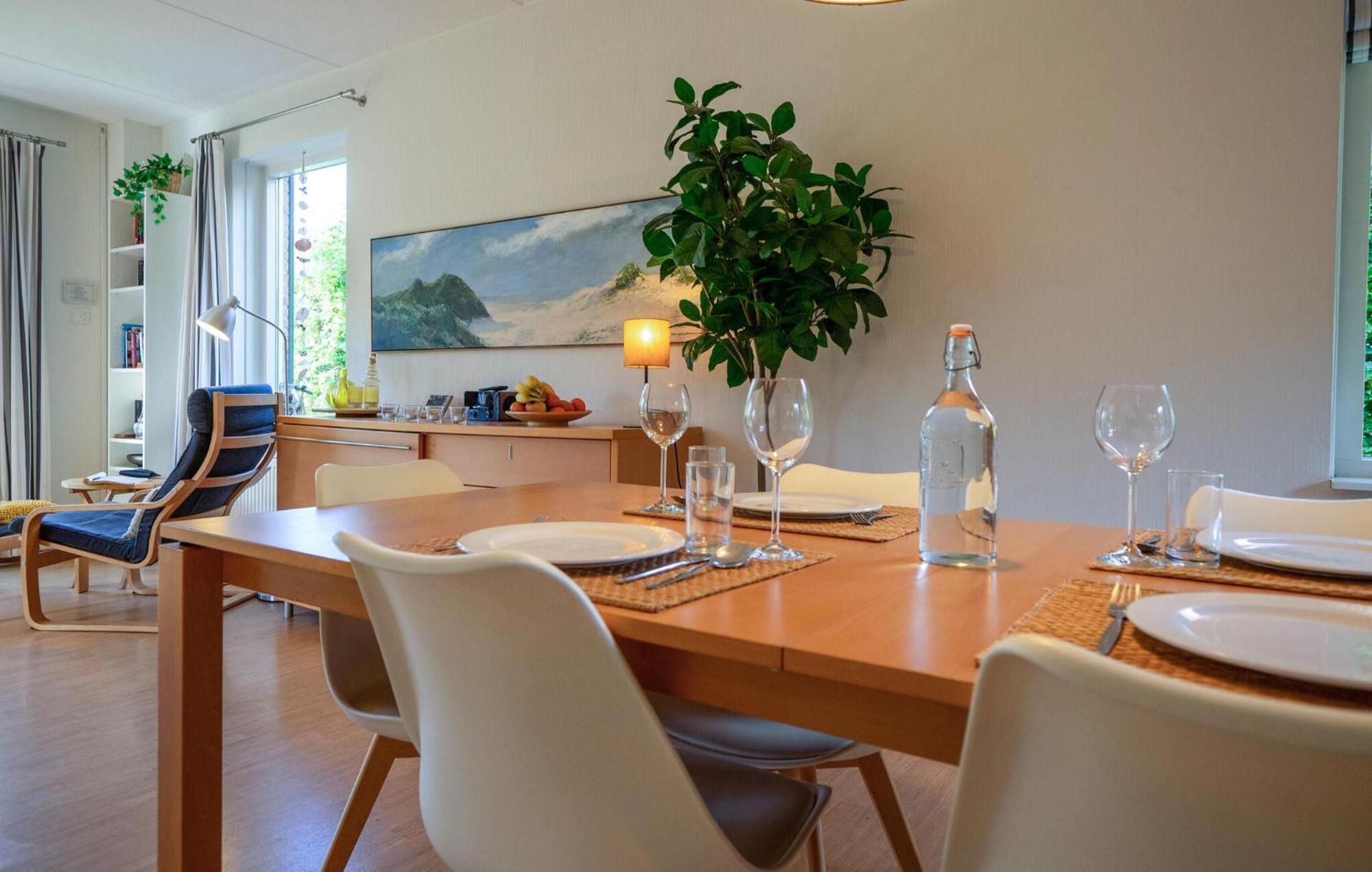3 Bedroom Lovely Home In Zonnemaire Esterno foto