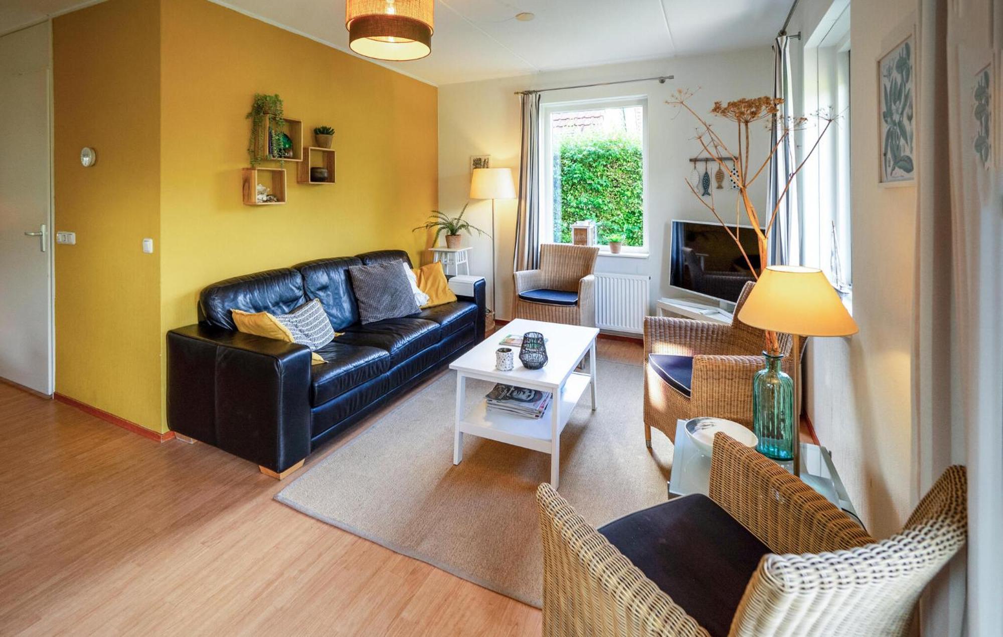 3 Bedroom Lovely Home In Zonnemaire Esterno foto