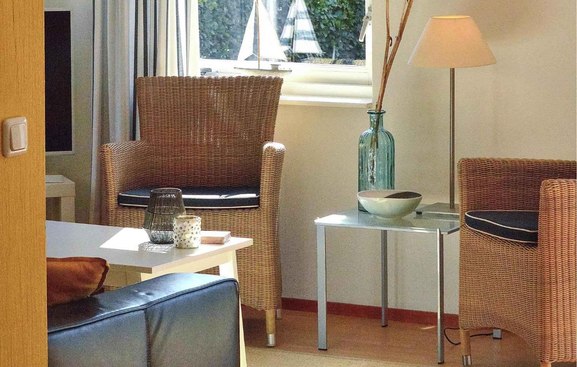 3 Bedroom Lovely Home In Zonnemaire Esterno foto